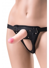 Телесный страпон на трусиках Realstick Jax - 17,9 см. - ToyFa - купить с доставкой в Сочи
