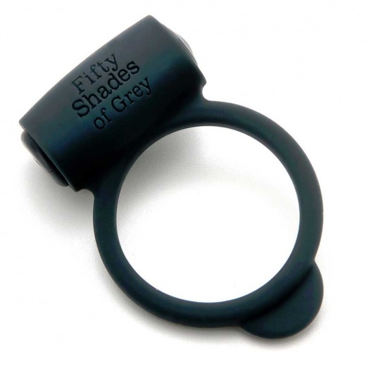 Темно-серое эрекционное кольцо Vibrating Love Ring с вибрацией - Fifty Shades of Grey - в Сочи купить с доставкой