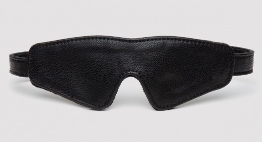 Черная плотная маска на глаза Bound to You Faux Leather Blindfold - Fifty Shades of Grey - купить с доставкой в Сочи