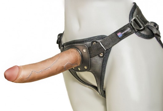 Насадка-фаллоимитатор на кожаных трусиках Harness Ultra Realistic 7  - 18 см. - LOVETOY (А-Полимер) - купить с доставкой в Сочи