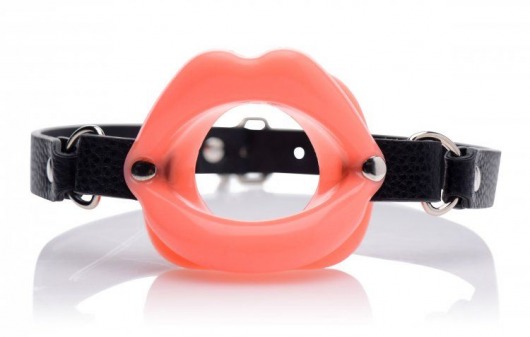 Кляп в форме губ Sissy Mouth Gag - XR Brands - купить с доставкой в Сочи
